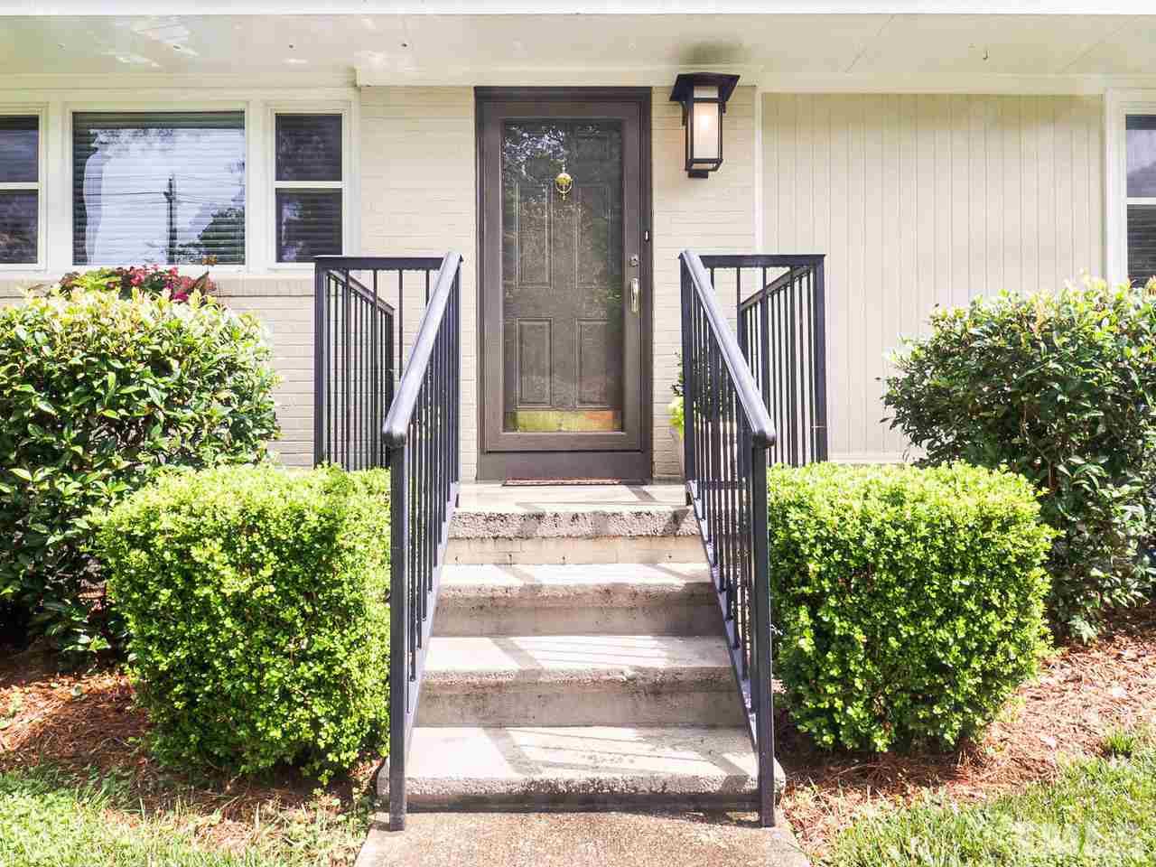 309 Latimer Road Raleigh, NC 27609 - Photo 2 of 28