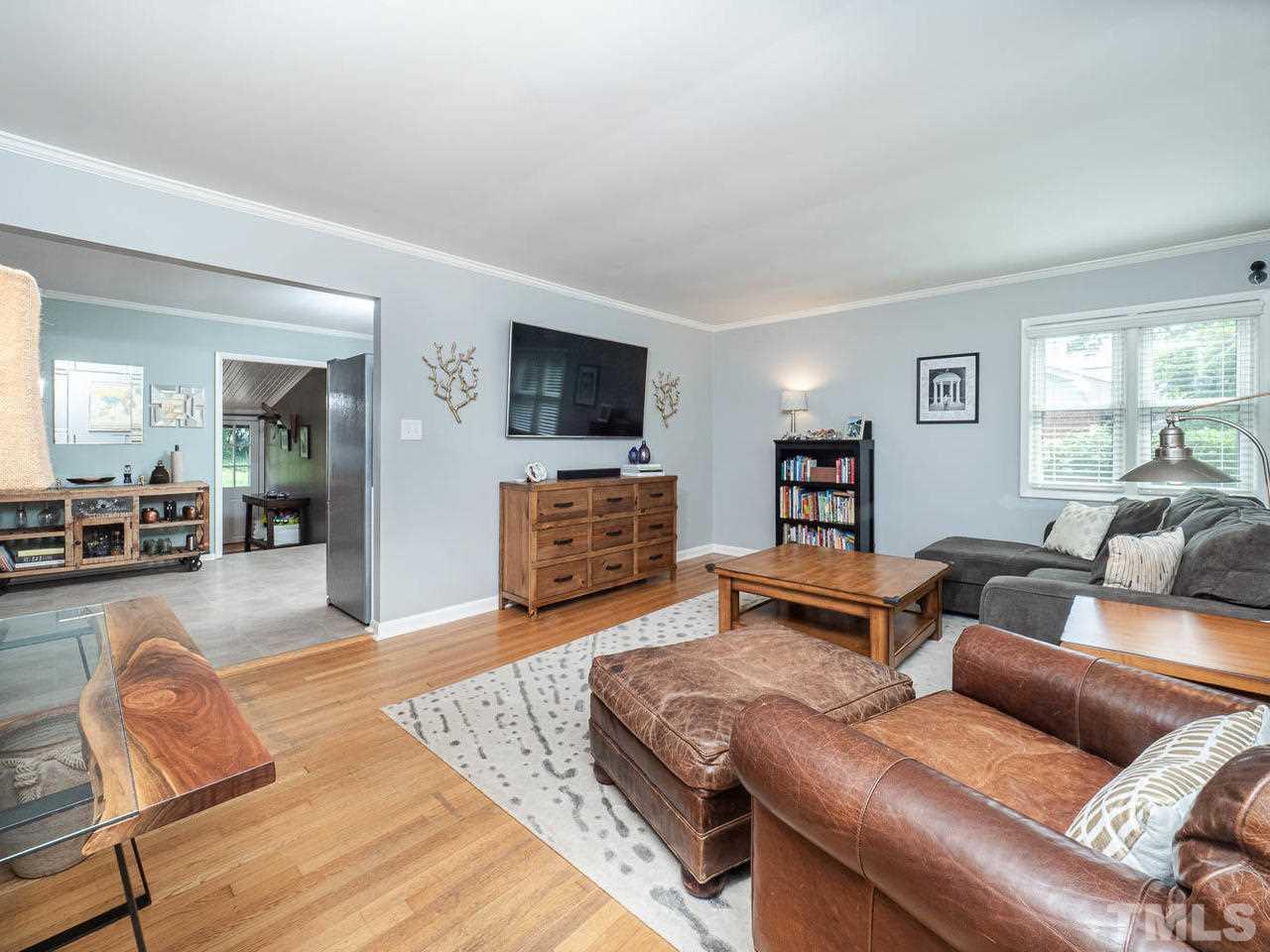309 Latimer Road Raleigh, NC 27609 - Photo 4 of 28