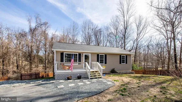 $2,850 | 3535 Chesapeake Avenue, Chesapeake Beach, MD 20732