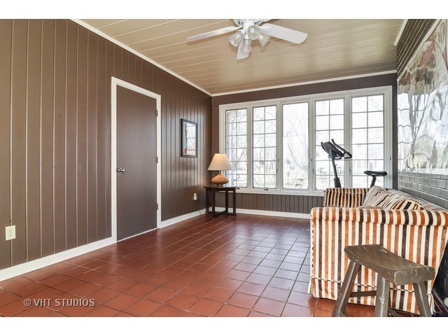 5N187 Elm Road Wayne, IL 60184 - Photo 12 of 25