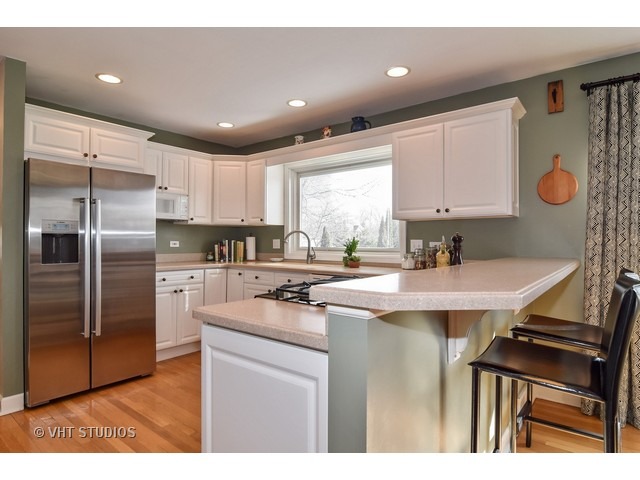 5N187 Elm Road Wayne, IL 60184 - Photo 9 of 25