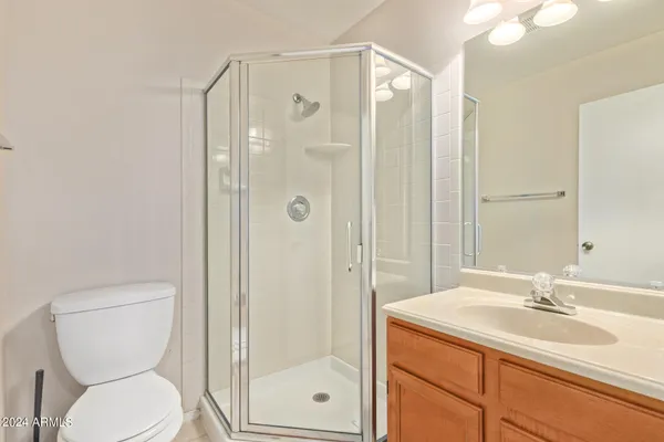 $2,000 | 921 West University Drive, Unit 1087, Mesa, AZ 85201