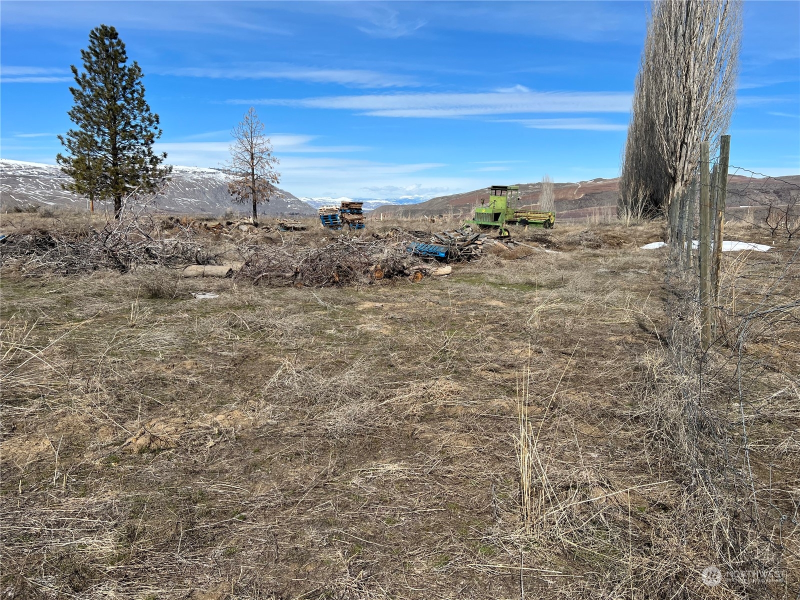125 Chief Joseph Substation Road Bridgeport, WA 98813 - Photo 5 of 31 Gallery Image 5
