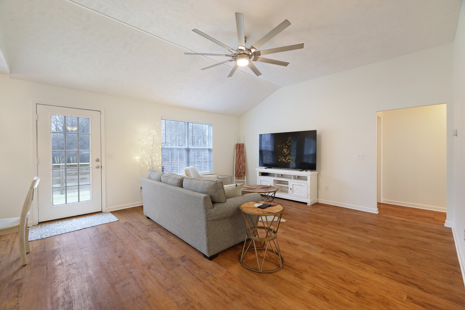 808 Jonathan Drive Lebanon, TN 37087 - Photo 7 of 29 a living room with furniture and a flat screen tv