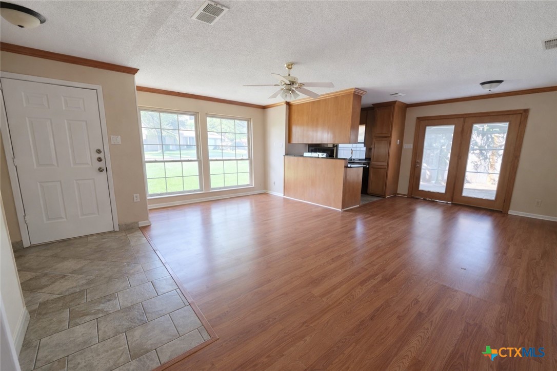 1518 Dallas Street Killeen, TX 76541 - Photo 3 of 24