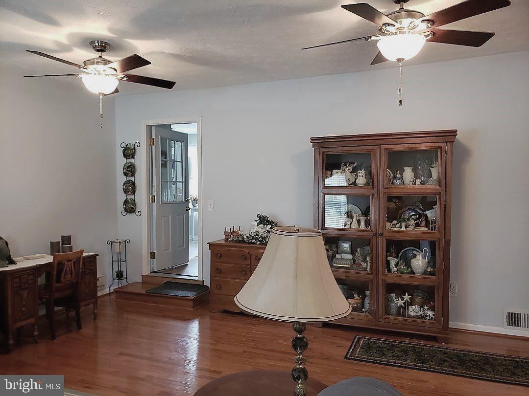 2177 Ambleside Court Frederick, MD 21702 - Photo 29 of 55 1st floor BR opens to den, and garage,