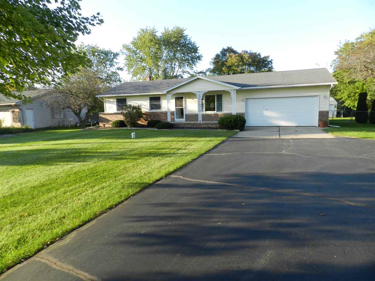 4181 Crosby Road Flint, MI 48506 - Photo 1 of 58 Front of Home