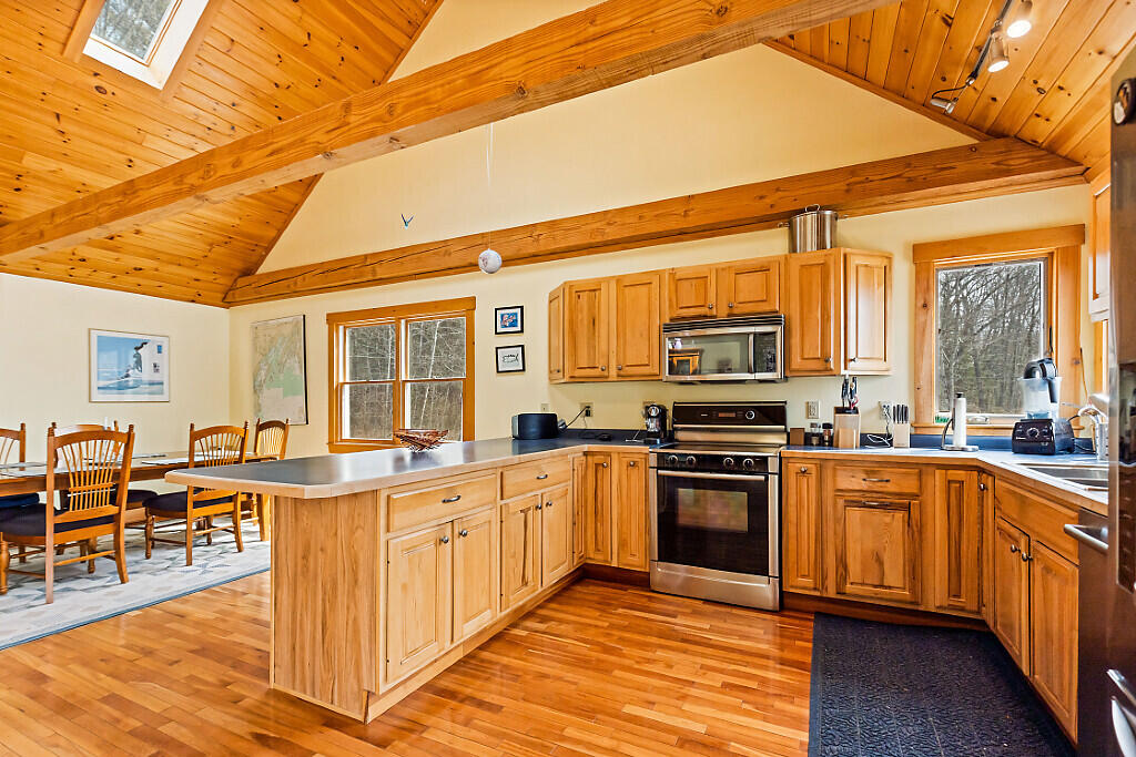 72 Jones Road Vassalboro, ME 04989 - Photo 11 of 57 35_BP5A8896_DxO_mls