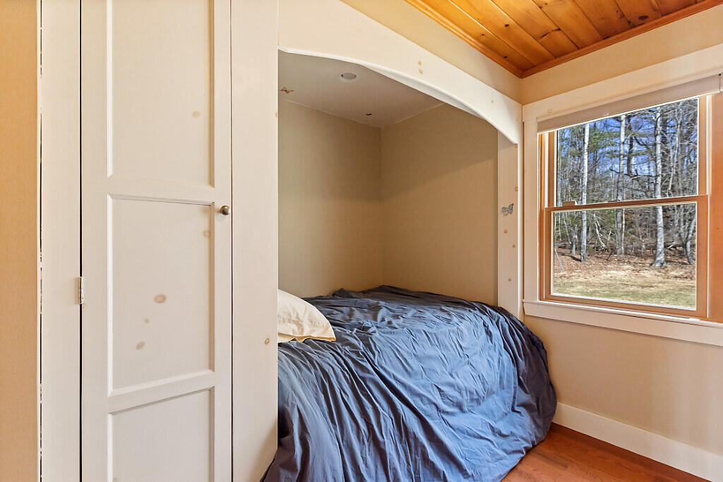 72 Jones Road Vassalboro, ME 04989 - Photo 28 of 57 18_BP5A8845_DxO_mls