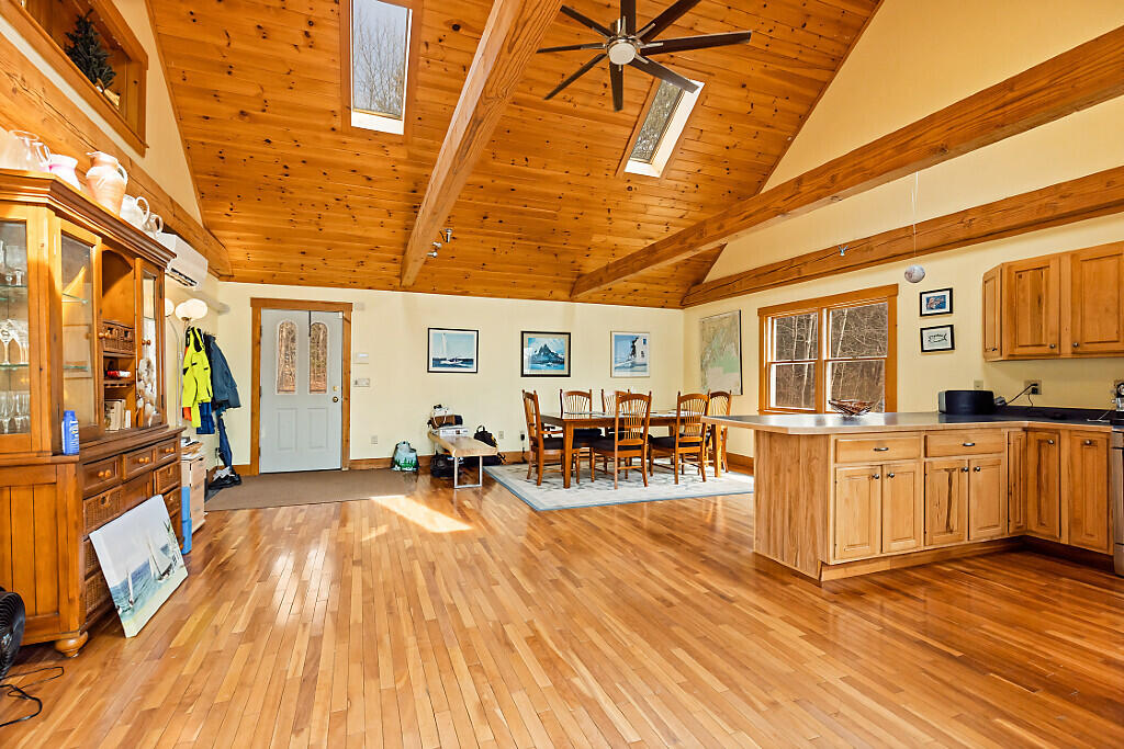 72 Jones Road Vassalboro, ME 04989 - Photo 4 of 57 29_BP5A8878_DxO_mls