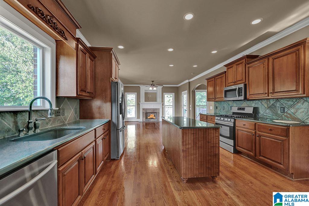 1048 Grande View Pass Alabaster, AL 35114 - Photo 13 of 36
