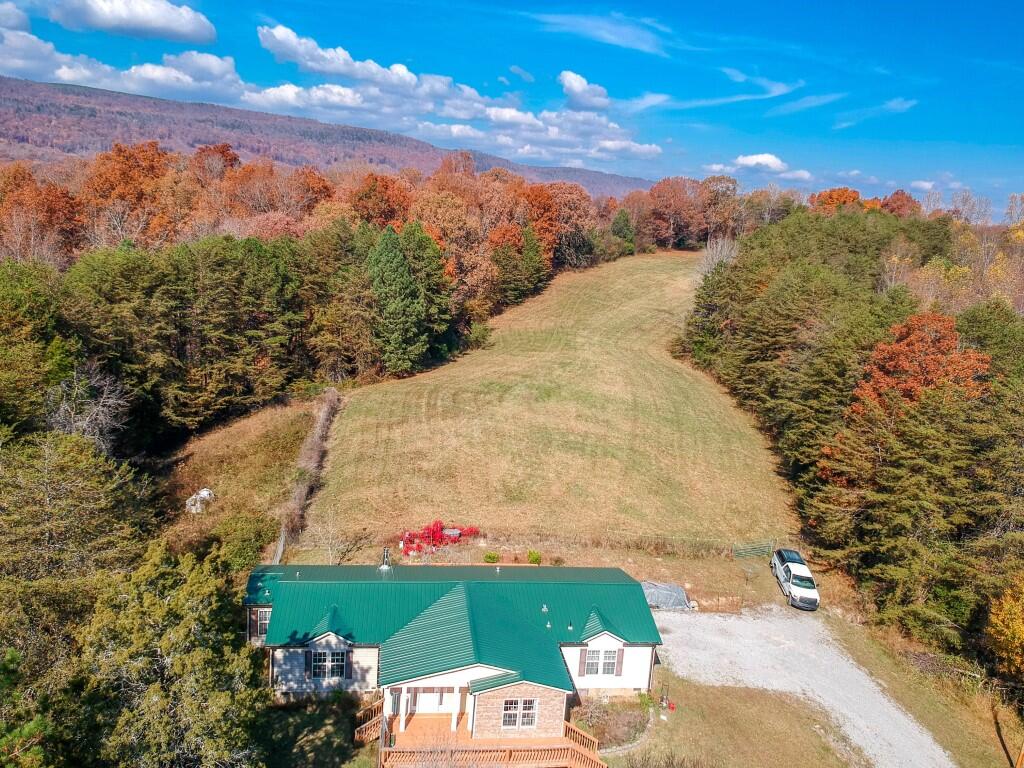 367 Upper Clear Creek Road Spring City, TN 37381 - Photo 4 of 50 367 Clear Creek Rd-37 (Medium)
