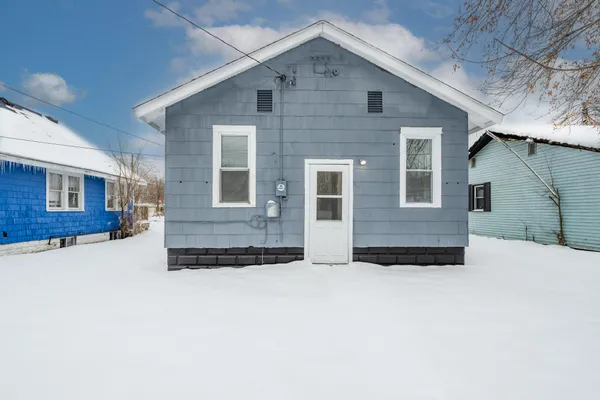 $84,999 | 1216 Broadway, Benton Harbor, MI 49022