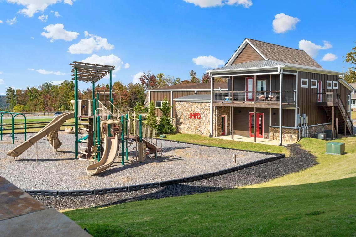 135 Sunset Circle Jasper, TN 37347 - Photo 29 of 49 b2b56eea-3787-4efe-afb6-947eac6e37a6