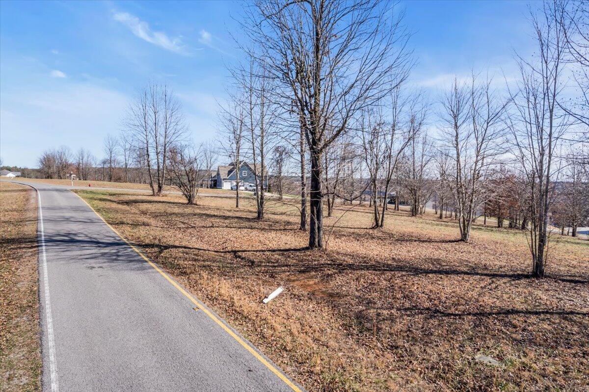 135 Sunset Circle Jasper, TN 37347 - Photo 6 of 49 13-DJI_0145