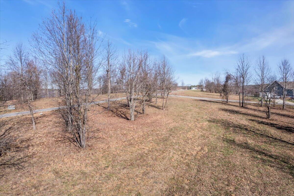 135 Sunset Circle Jasper, TN 37347 - Photo 9 of 49 10-DJI_0136