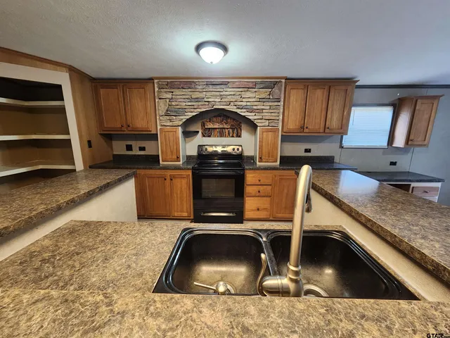 $2,000 | 19598 County Road 2343, Troup, TX 75789