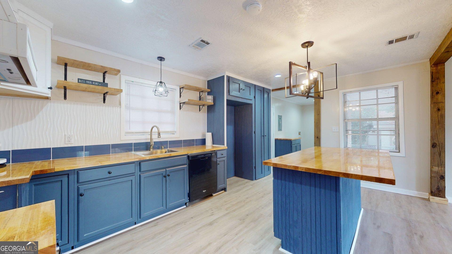 423 Richards Avenue Millen, GA 30442 - Photo 8 of 30