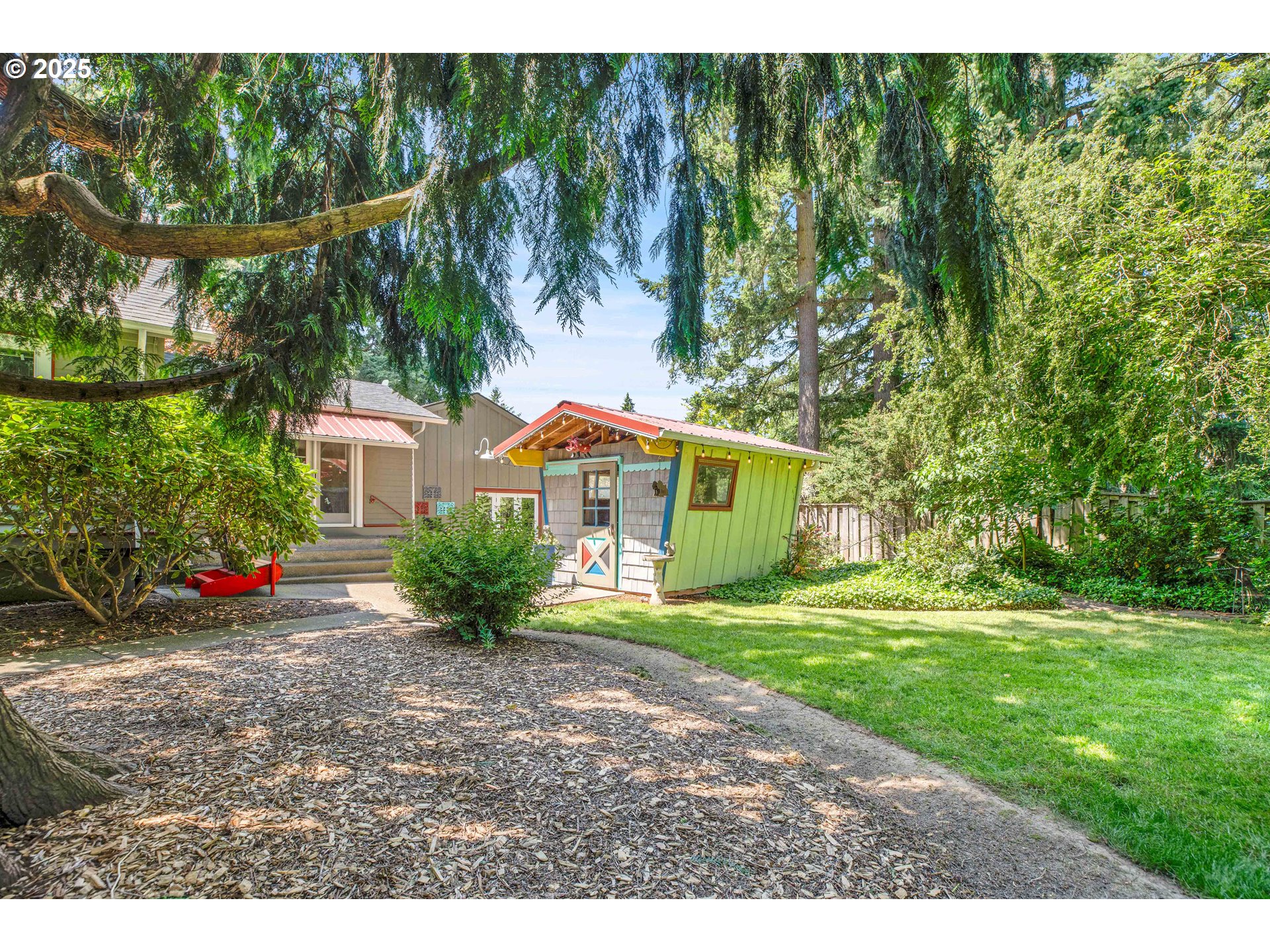 4800 Southwest Chestnut Place Beaverton, OR 97005 - Photo 42 of 47 Backyard