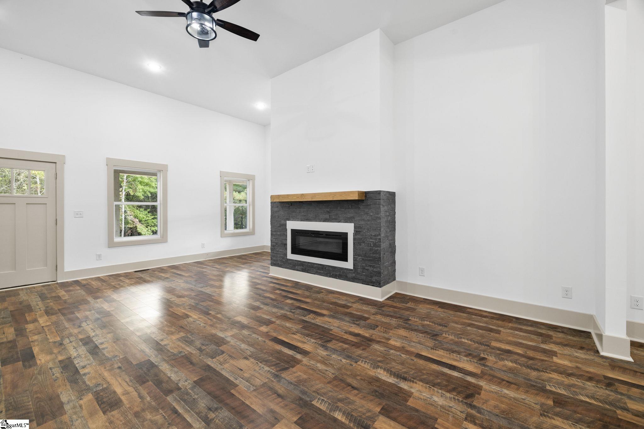 6025 Highway 101 Gray Court, SC 29645 - Photo 19 of 44