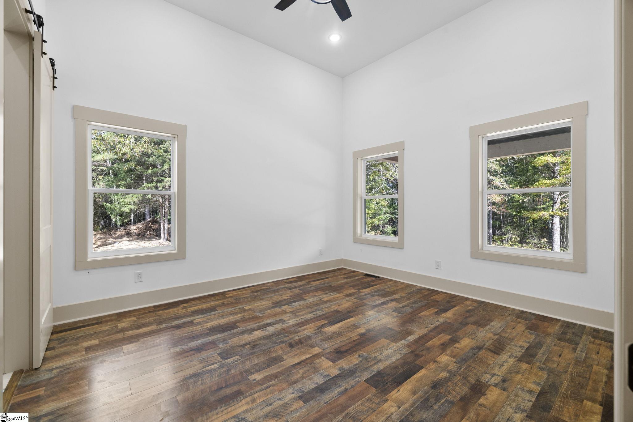 6025 Highway 101 Gray Court, SC 29645 - Photo 23 of 44