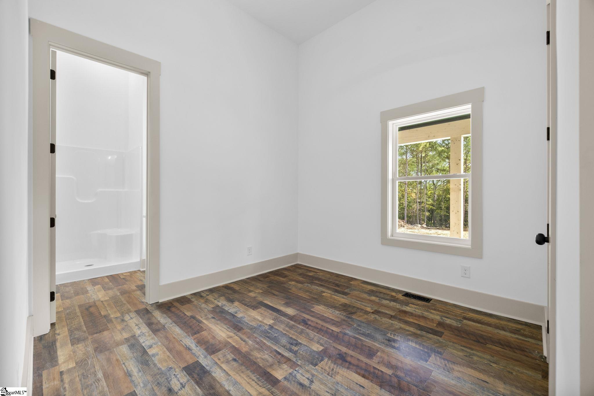 6025 Highway 101 Gray Court, SC 29645 - Photo 29 of 44