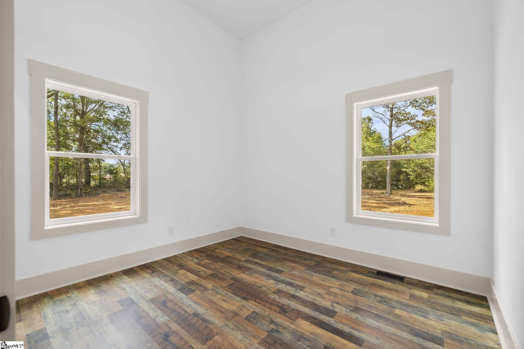 6025 Highway 101 Gray Court, SC 29645 - Photo 33 of 44