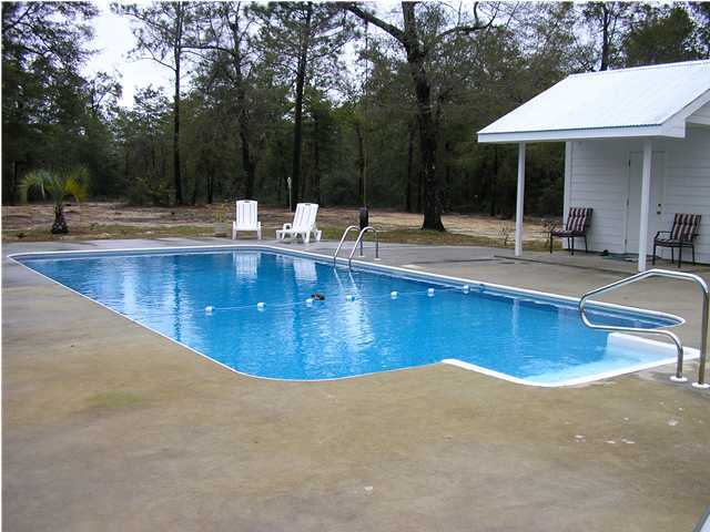 5628 Ryan Road Crestview, FL 32539 - Photo 16 of 21 Gallery Image 16