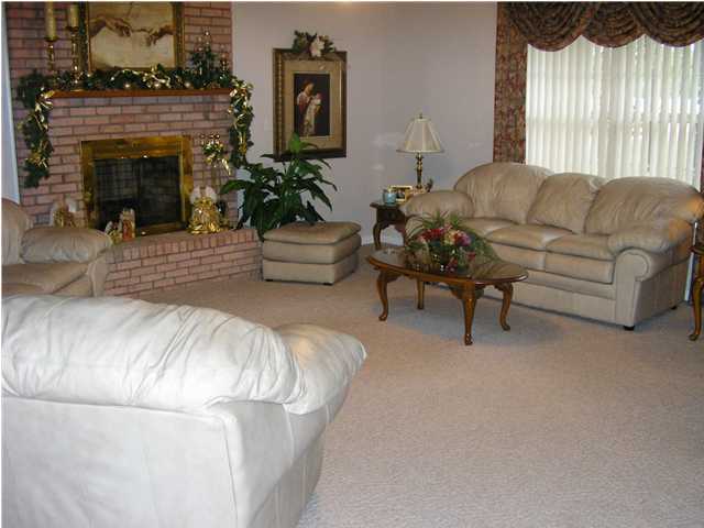 5628 Ryan Road Crestview, FL 32539 - Photo 4 of 21 Gallery Image 4