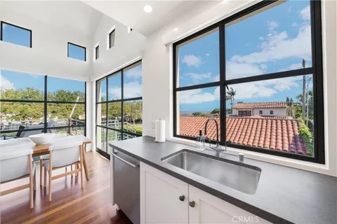 $6,998,000 | 24722 Santa Clara Avenue, Dana Point, CA 92629