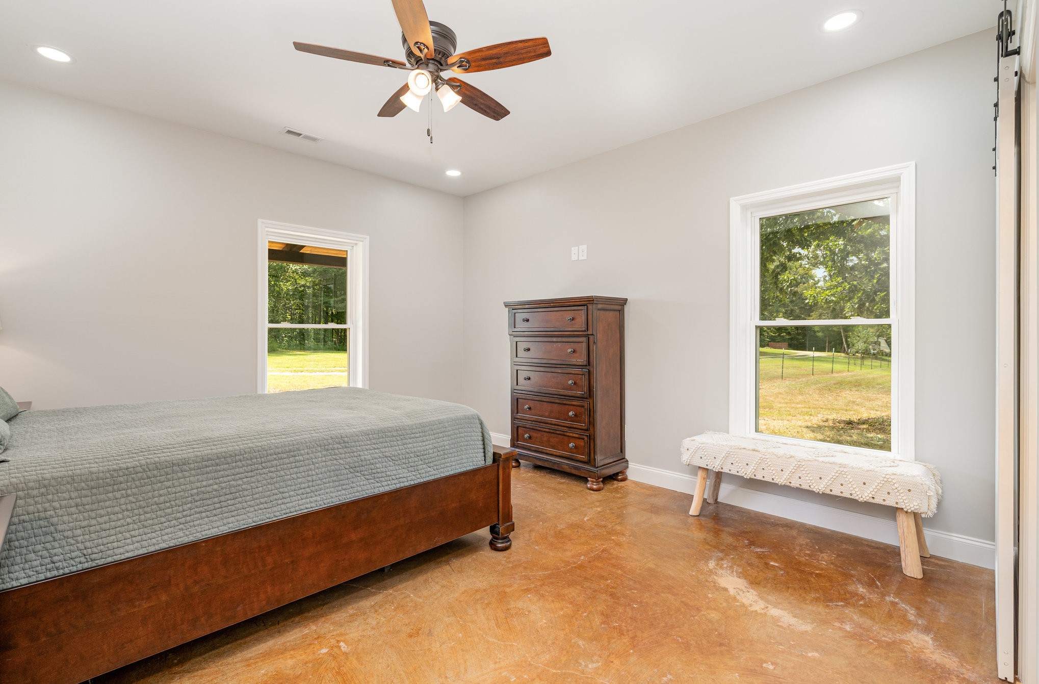 3395 Shouse Road Santa Fe, TN 38482 - Photo 41 of 73 a spacious bedroom with a bed and a window