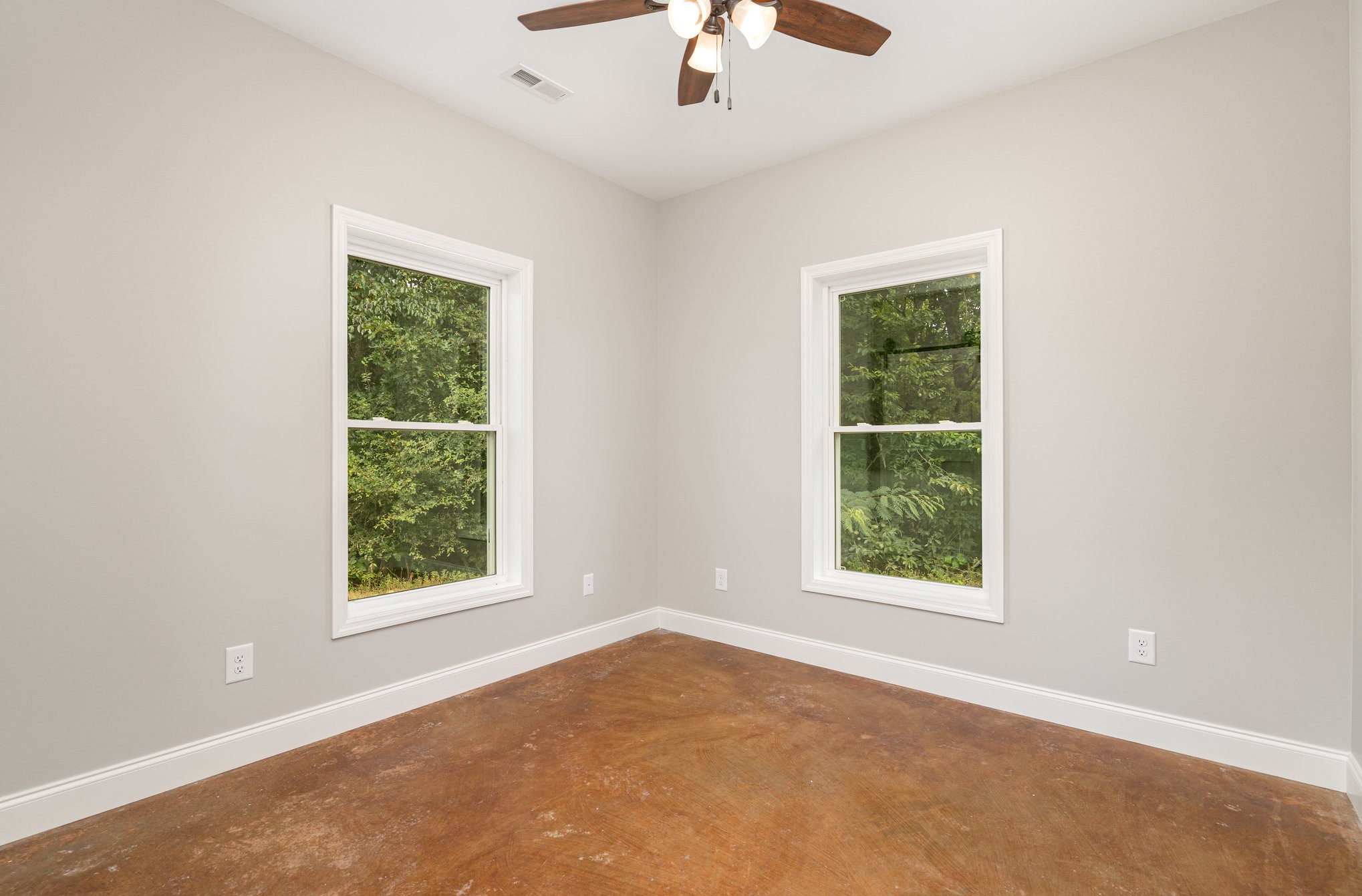 3395 Shouse Road Santa Fe, TN 38482 - Photo 44 of 73 an empty room with a window