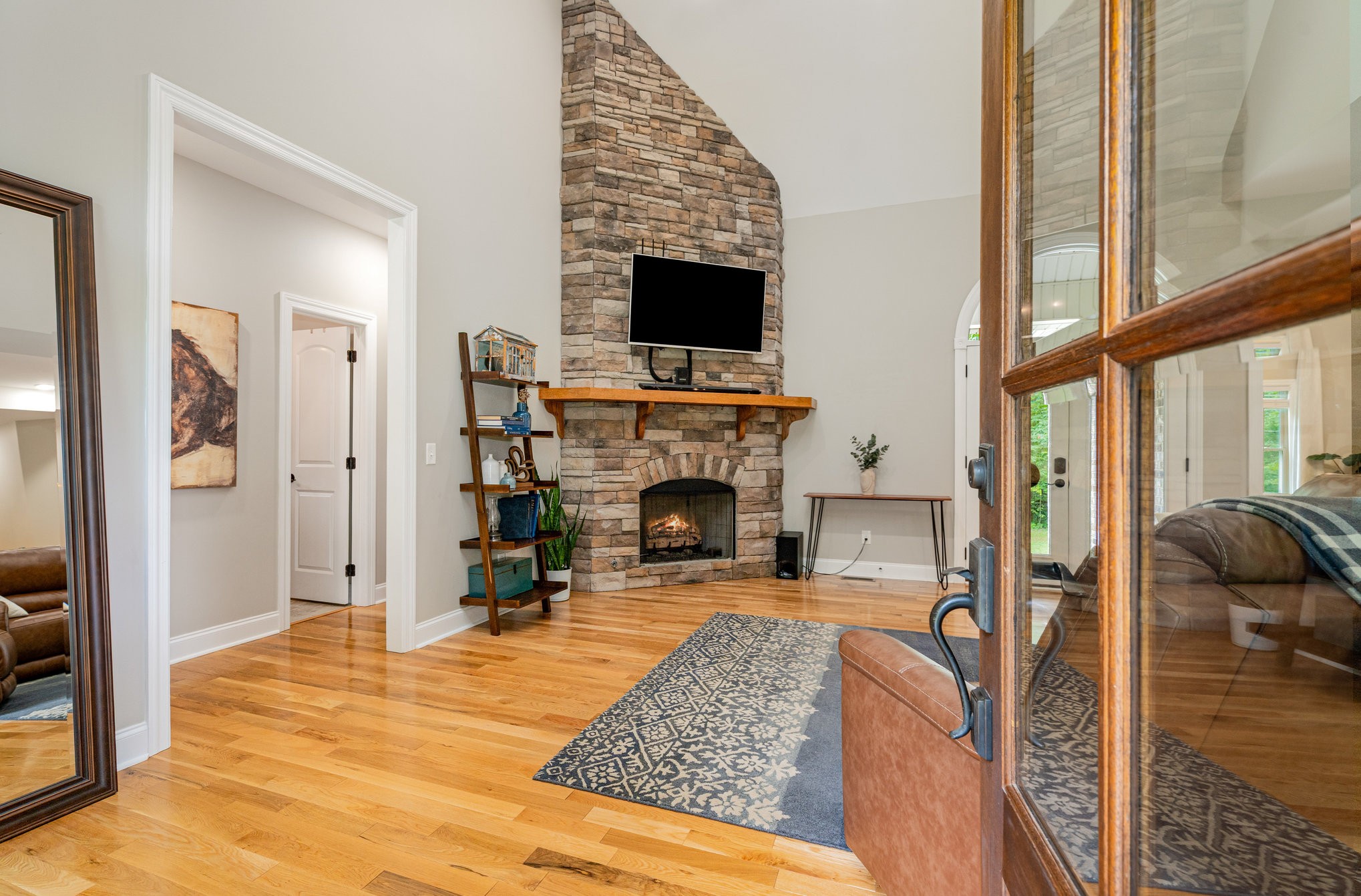 3395 Shouse Road Santa Fe, TN 38482 - Photo 5 of 73 a living room with furniture and a fireplace