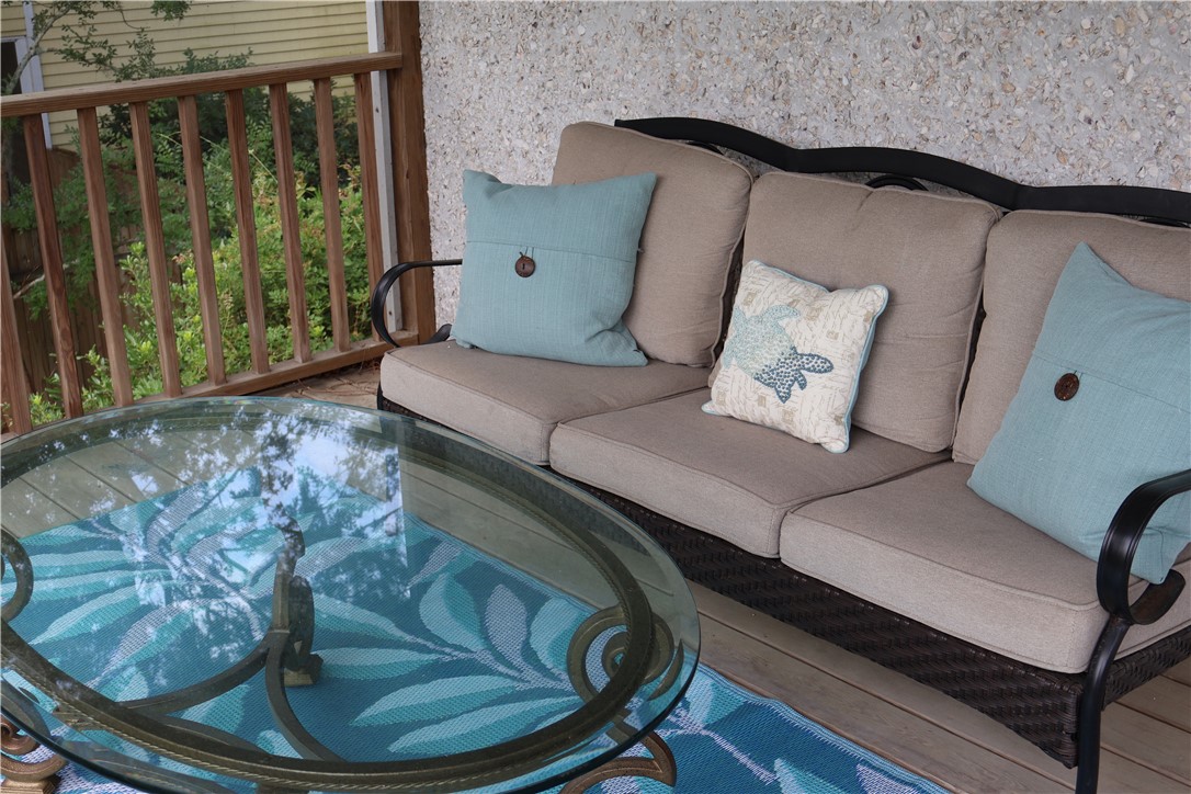 240 Peachtree Street St. Simons Island, GA 31522 - Photo 26 of 38