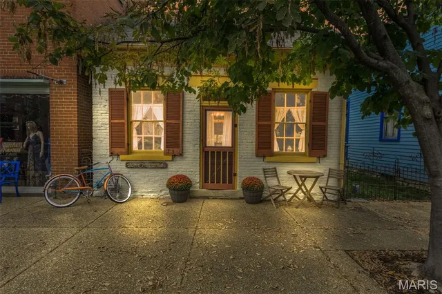 $245,000 | 159 North Main Street, Ste. Genevieve, MO 63670