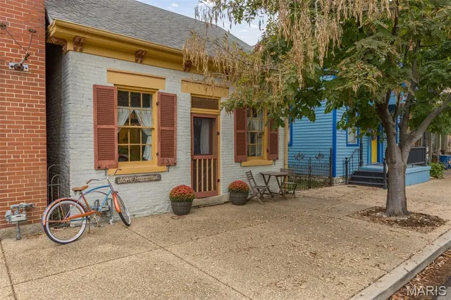 $245,000 | 159 North Main Street, Ste. Genevieve, MO 63670