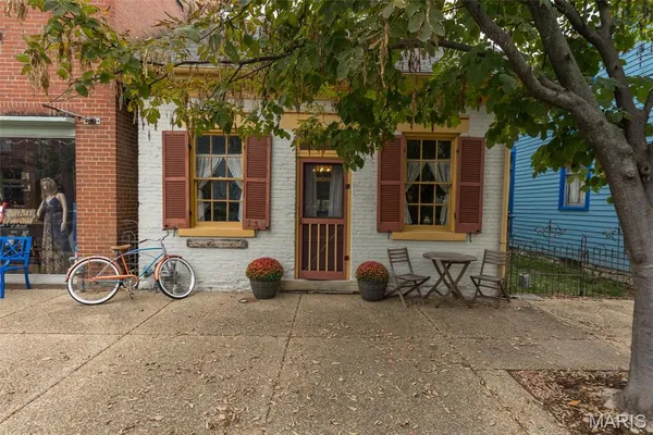 $245,000 | 159 North Main Street, Ste. Genevieve, MO 63670