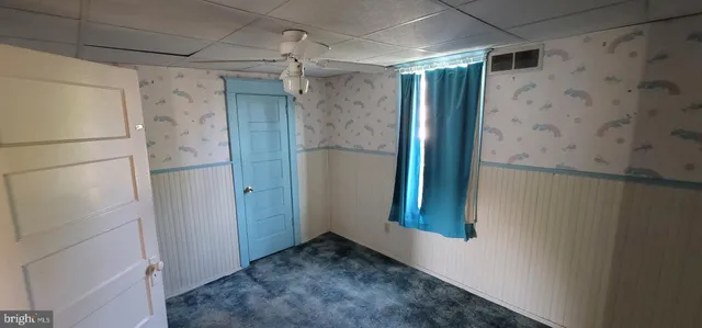 a view of empty room