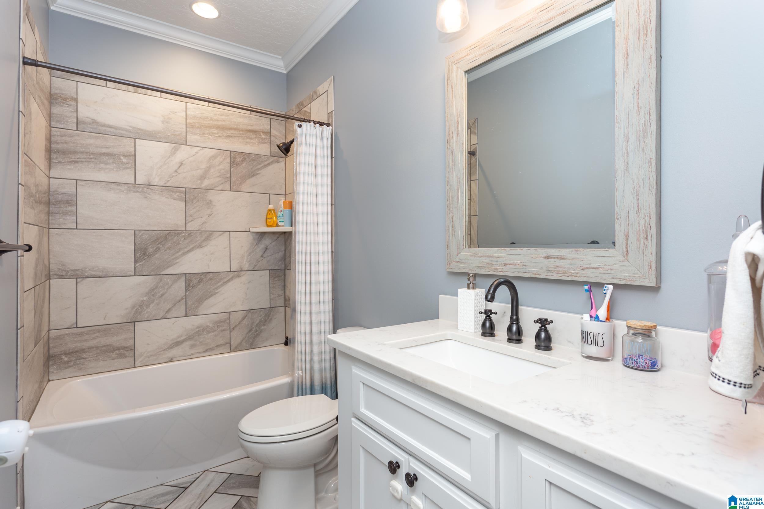1798 Amanda Lane Gadsden, AL 35907 - Photo 20 of 32