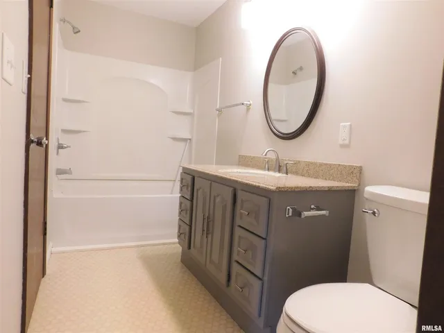 $1,680 | 1013 East Jackson Street, Morton, IL 61550