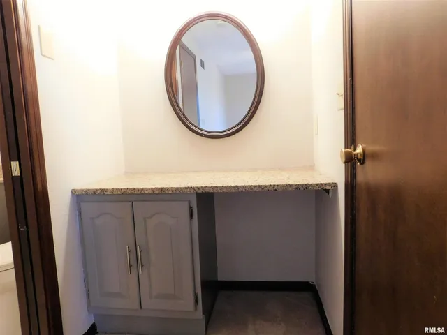 $1,680 | 1013 East Jackson Street, Morton, IL 61550