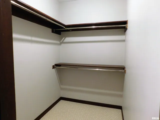 $1,680 | 1013 East Jackson Street, Morton, IL 61550