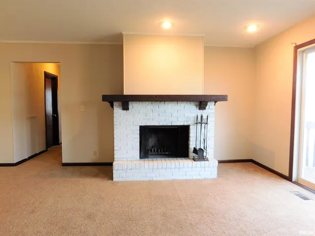 $1,680 | 1013 East Jackson Street, Morton, IL 61550