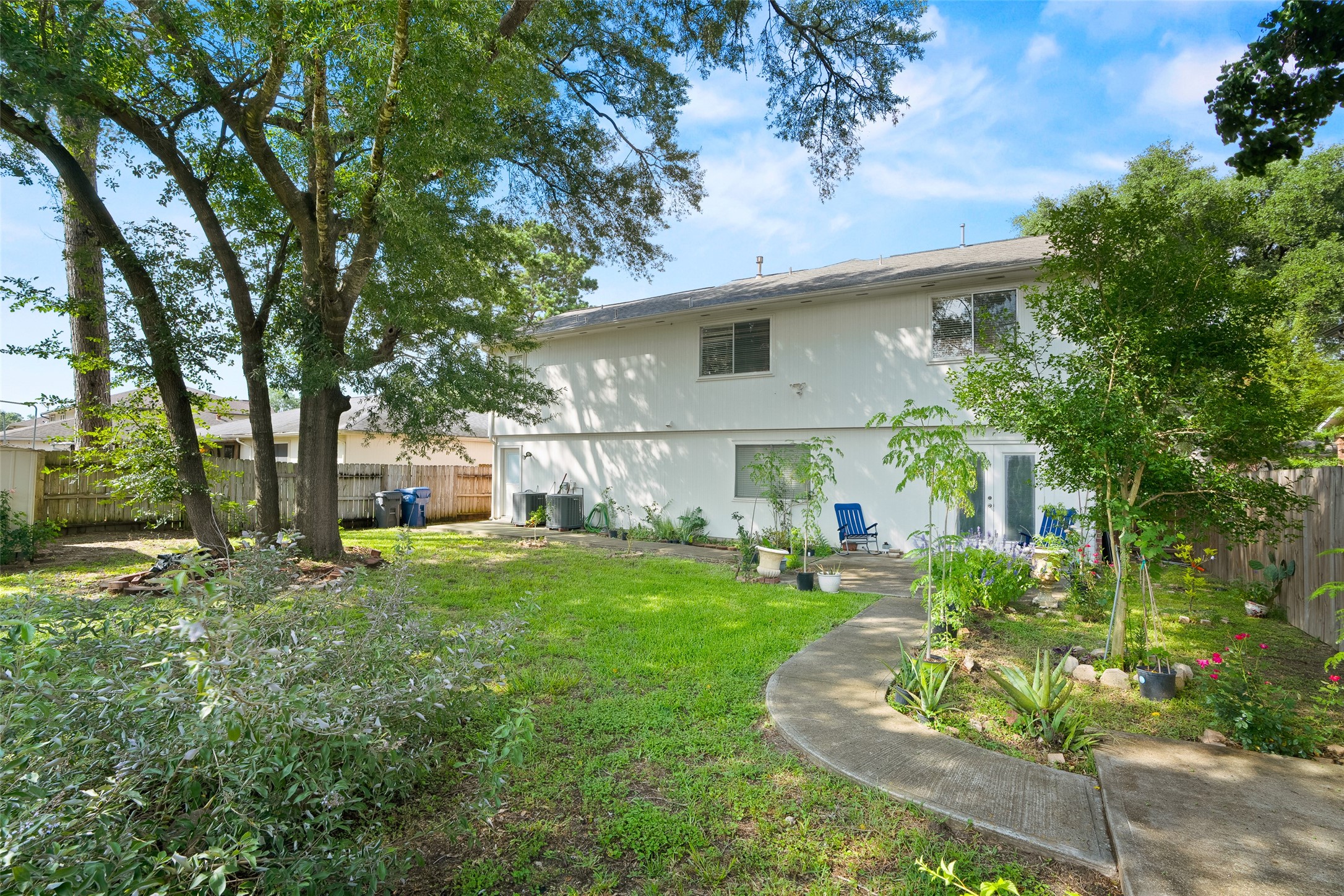 28723 Sedgefield Street Spring, TX 77386 - Photo 20 of 20 a front view of a house with a yard and trees