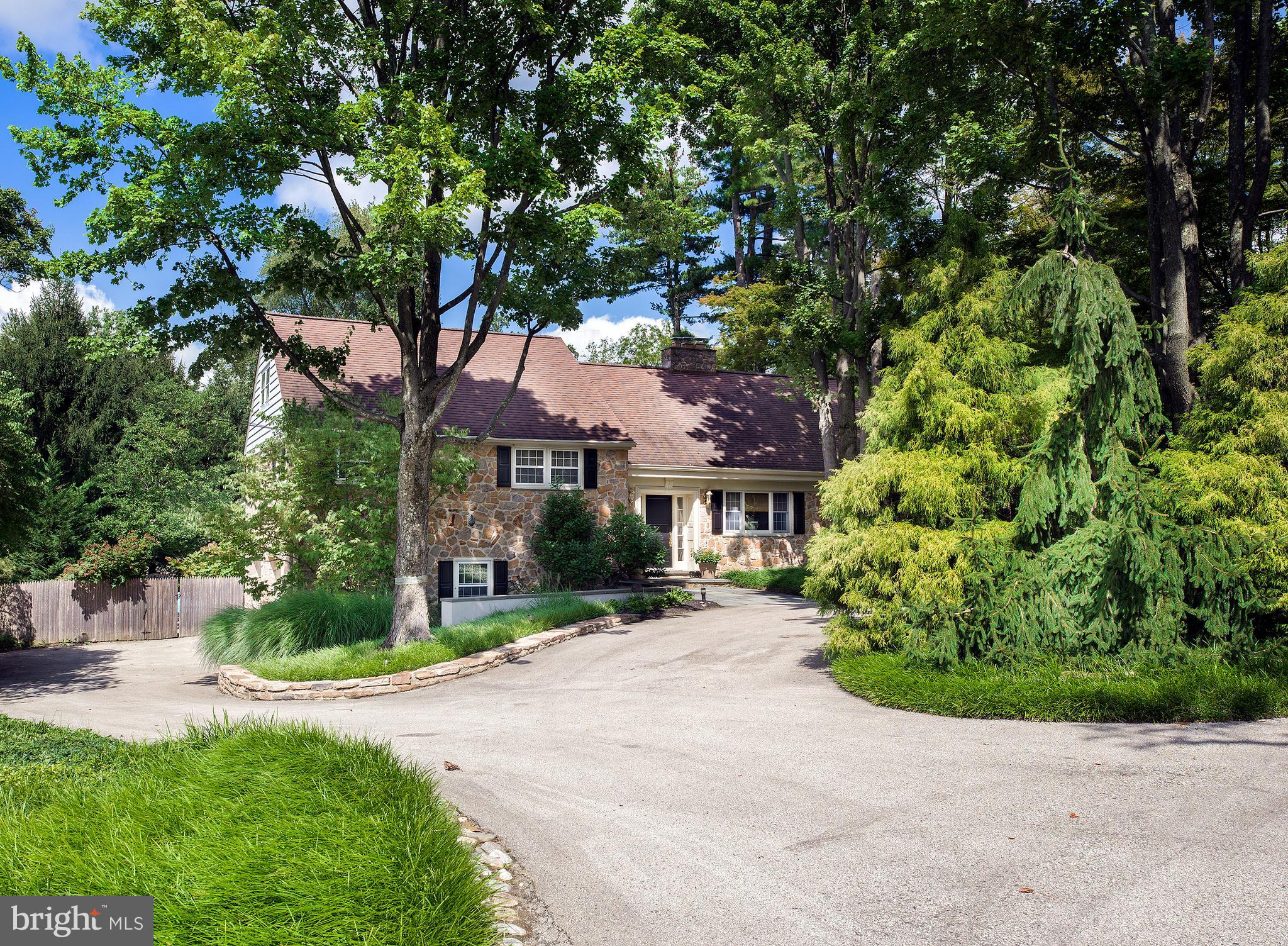 944 Summit Road Narberth, PA 19072 - Photo 2 of 34 Exterior