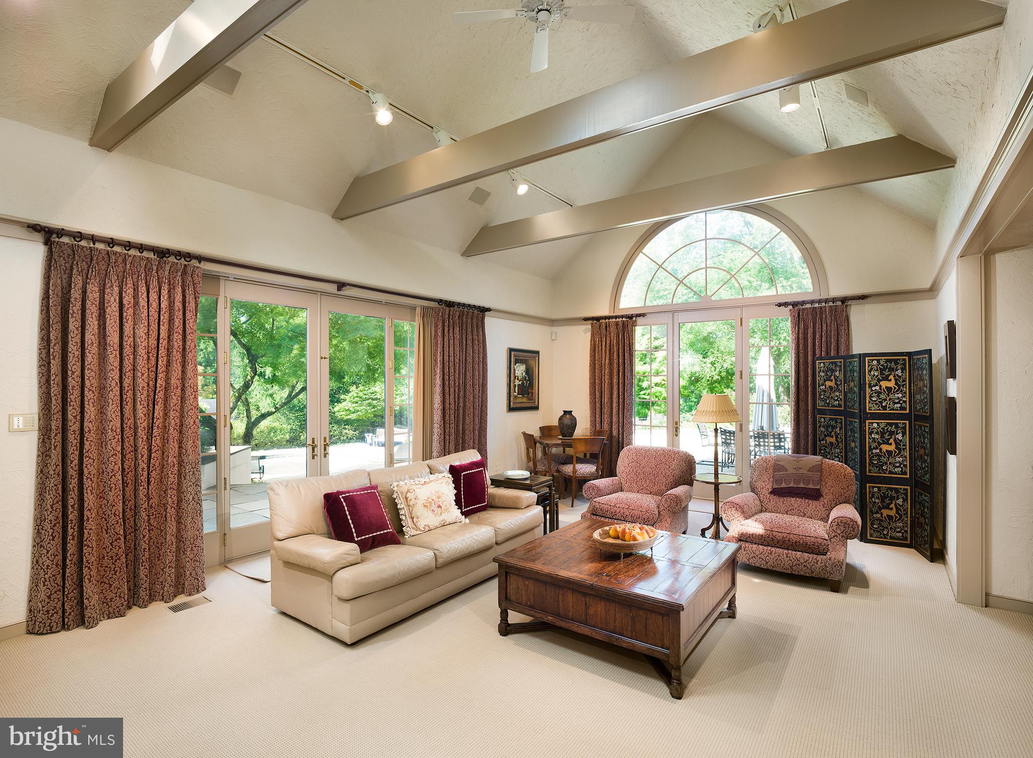 944 Summit Road Narberth, PA 19072 - Photo 12 of 34 Family Room