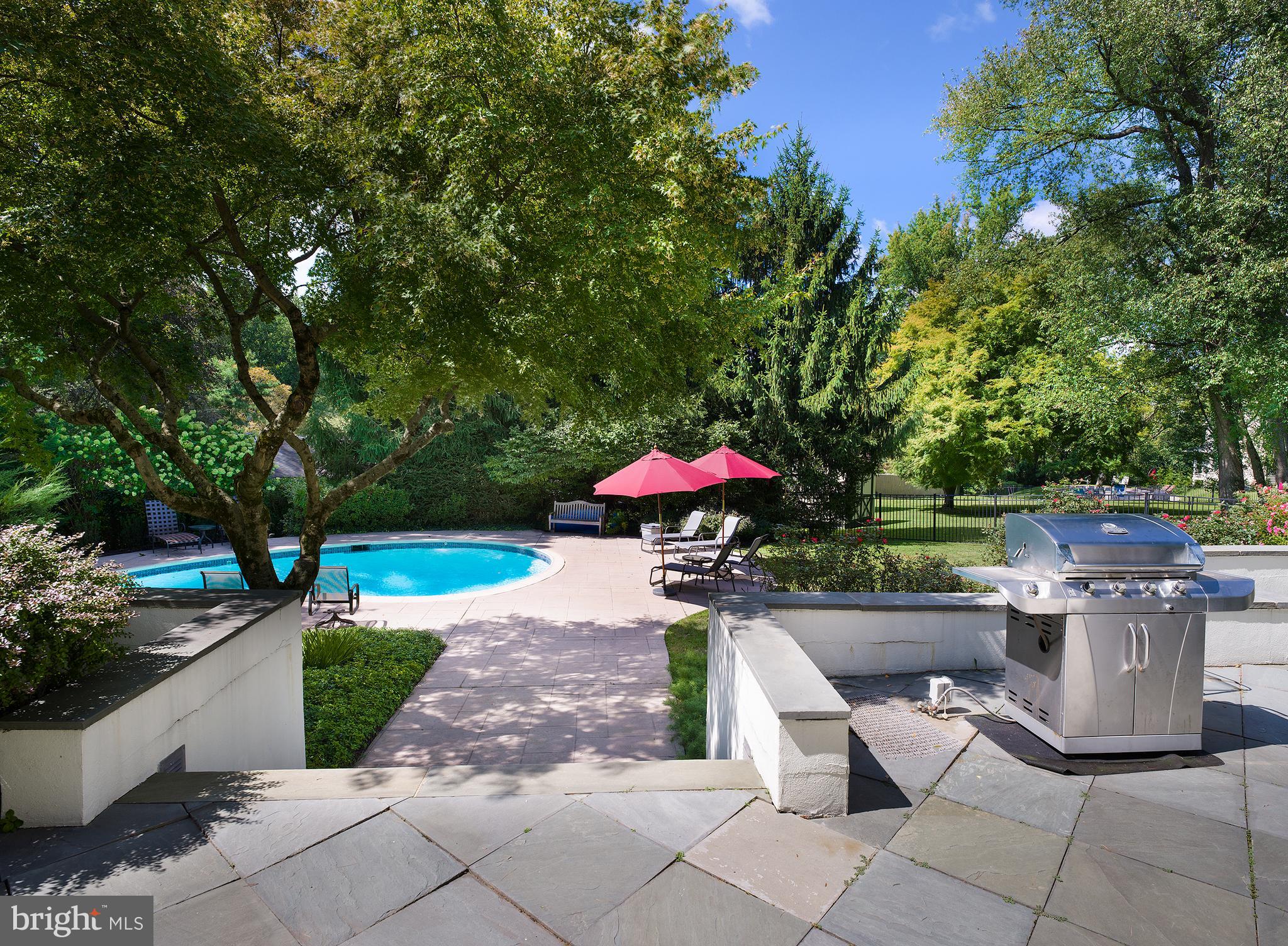 944 Summit Road Narberth, PA 19072 - Photo 27 of 34 Pool