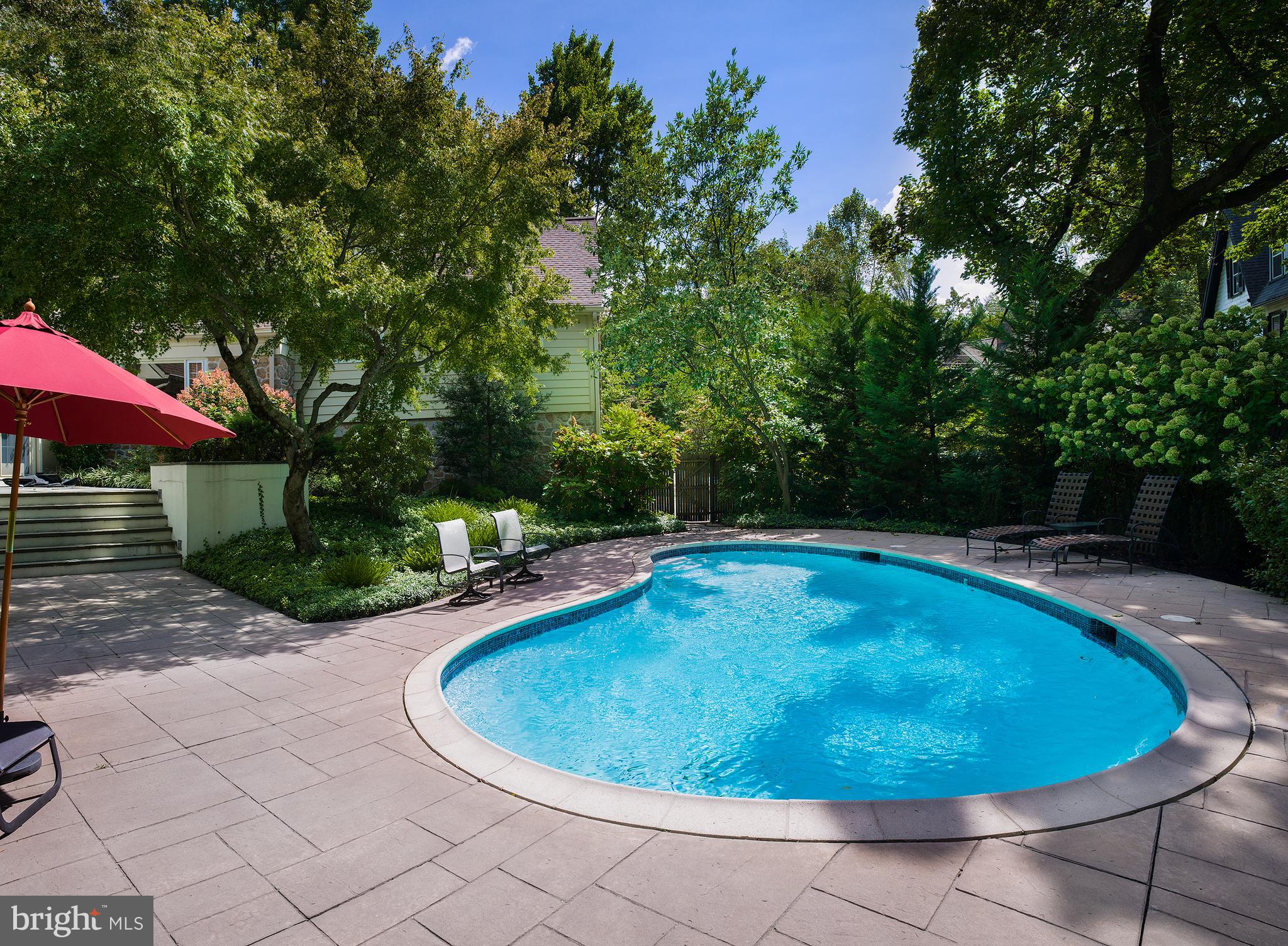 944 Summit Road Narberth, PA 19072 - Photo 30 of 34 Pool