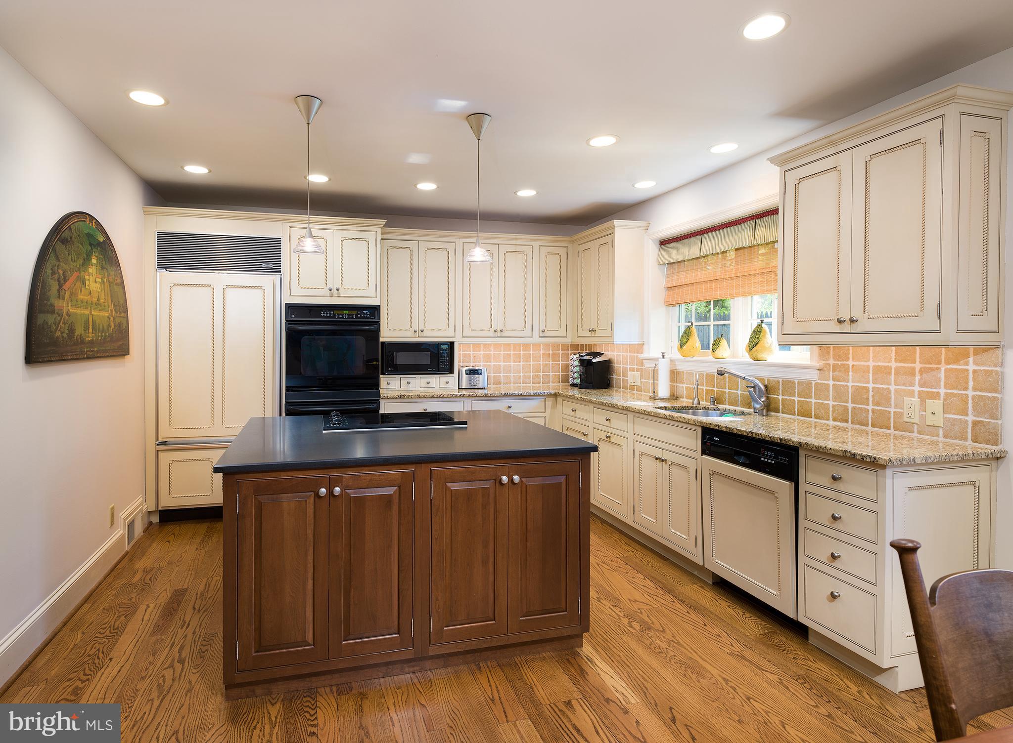 944 Summit Road Narberth, PA 19072 - Photo 5 of 34 Kitchen