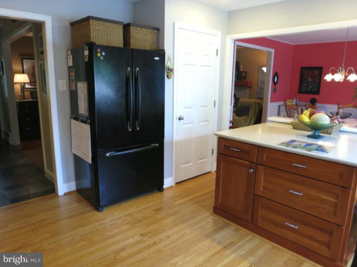 417 Wyndon Road Ambler, PA 19002 - Photo 13 of 25 Kitchen